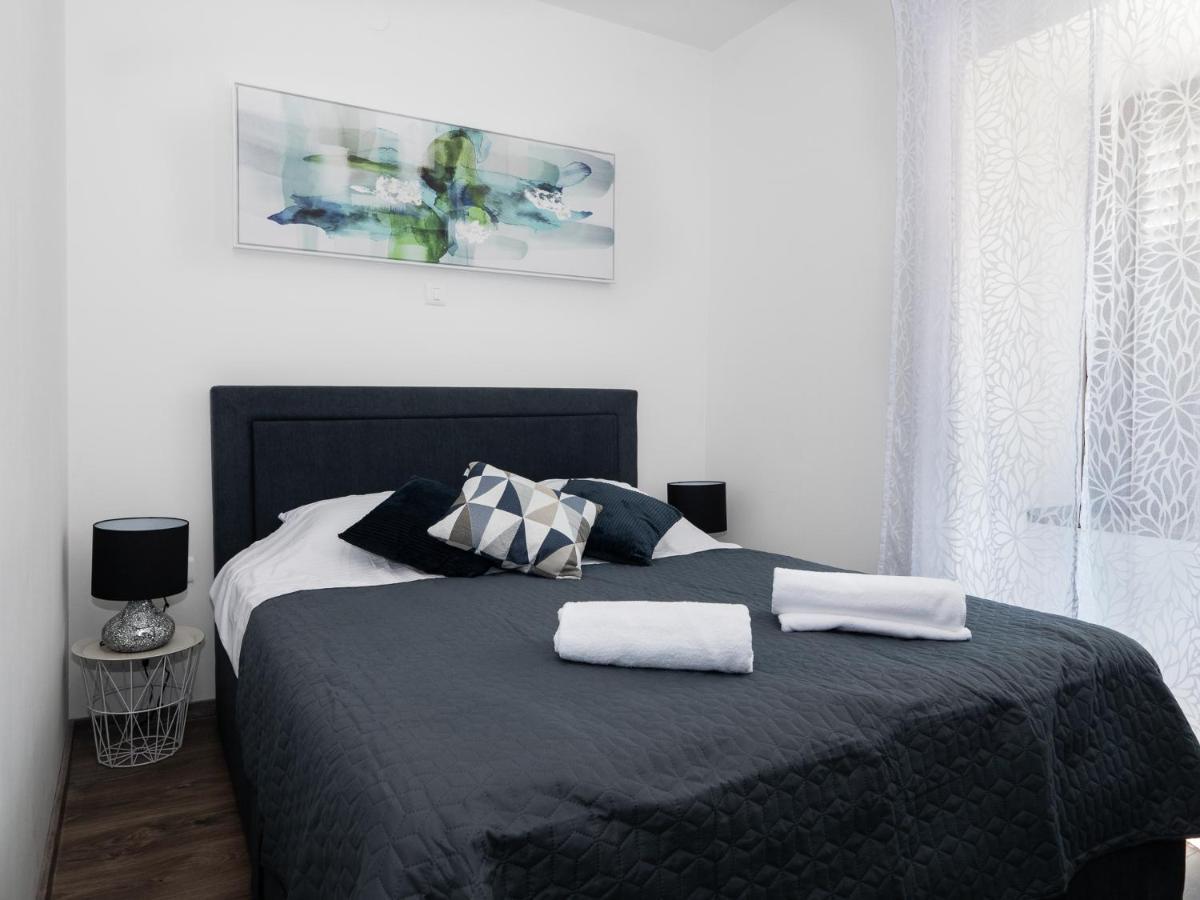 Arena Delight Studio Apartments Pula Dış mekan fotoğraf