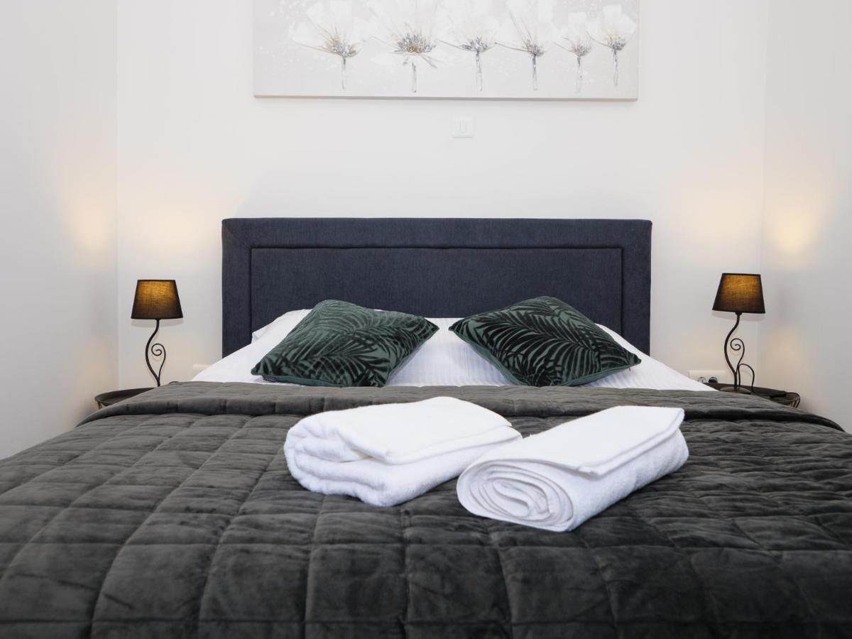 Arena Delight Studio Apartments Pula Dış mekan fotoğraf